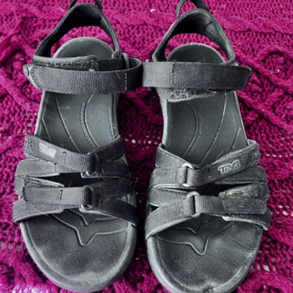 Teva Tirra Sandals - Women's Size 7.5